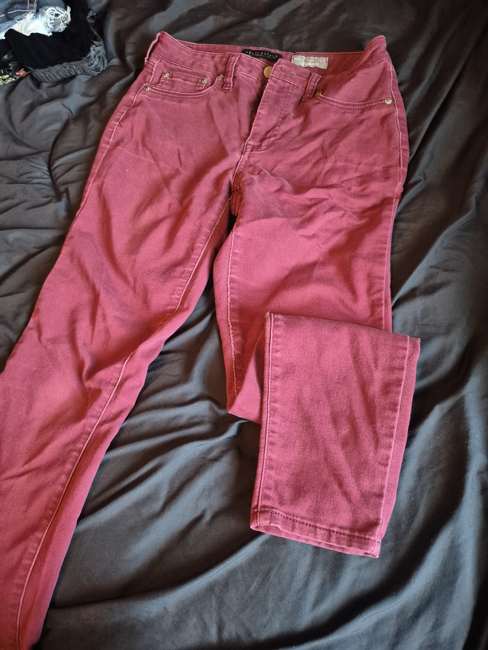 Aeropostale Women's Skinny Jeans in Burgundy